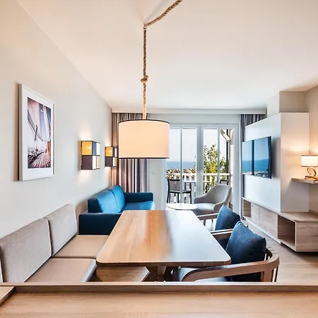 Beech 4* بولتينهاجين